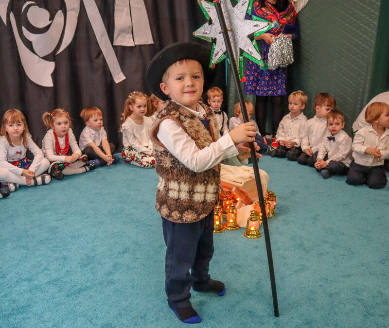 ŚWIĄTECZNY WYSTĘP