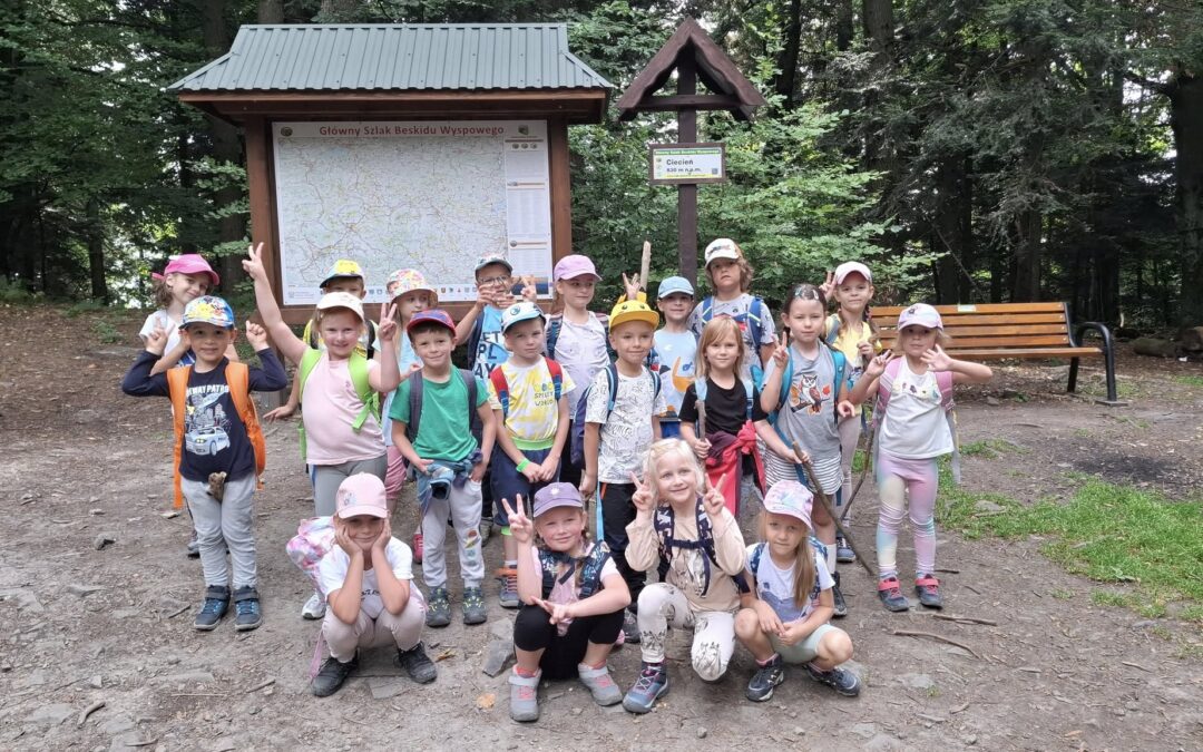 WYPRAWA W GÓRY: CIECIEŃ I WIOSKA INDIAŃSKA